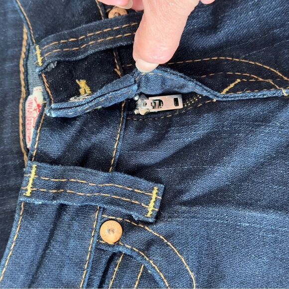 True Religion Becky Dark Wash Super T Jeans Size 26 - Picture 15 of 16